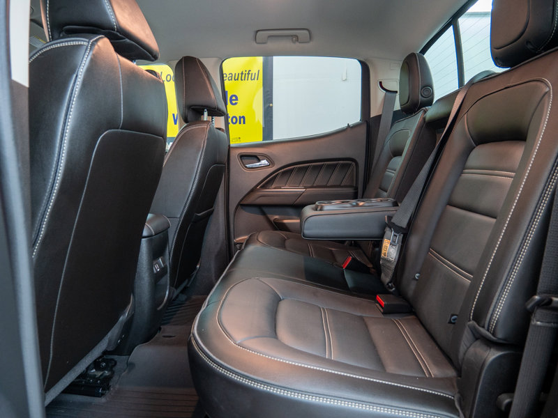 Used 2022 GMC Canyon Denali image 15