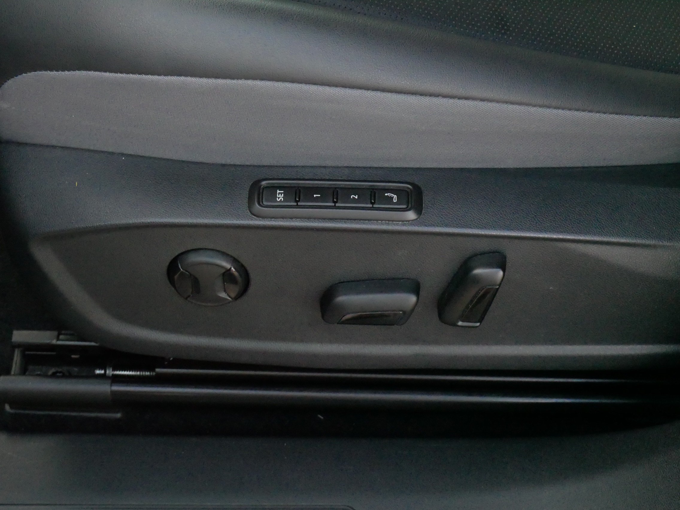 Certified 2023 Volkswagen ID.4 Pro S AWD/4WD image 22