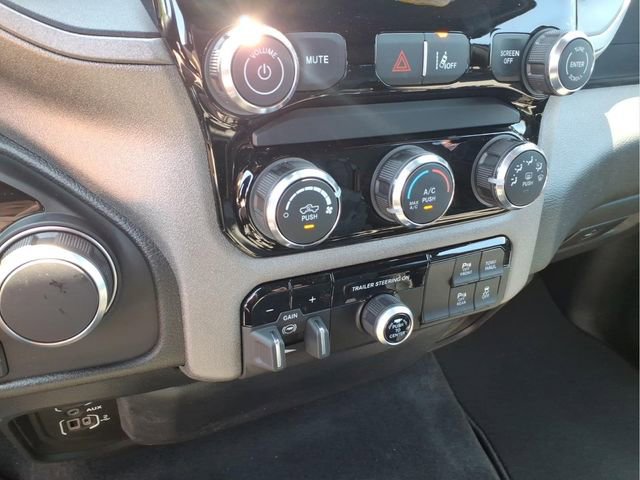 New 2026 RAM 1500 Tradesman AWD/4WD image 23