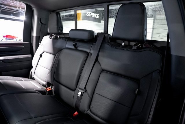 Used 2024 GMC Sierra 3500 Denali w/ Denali Reserve Package image 26