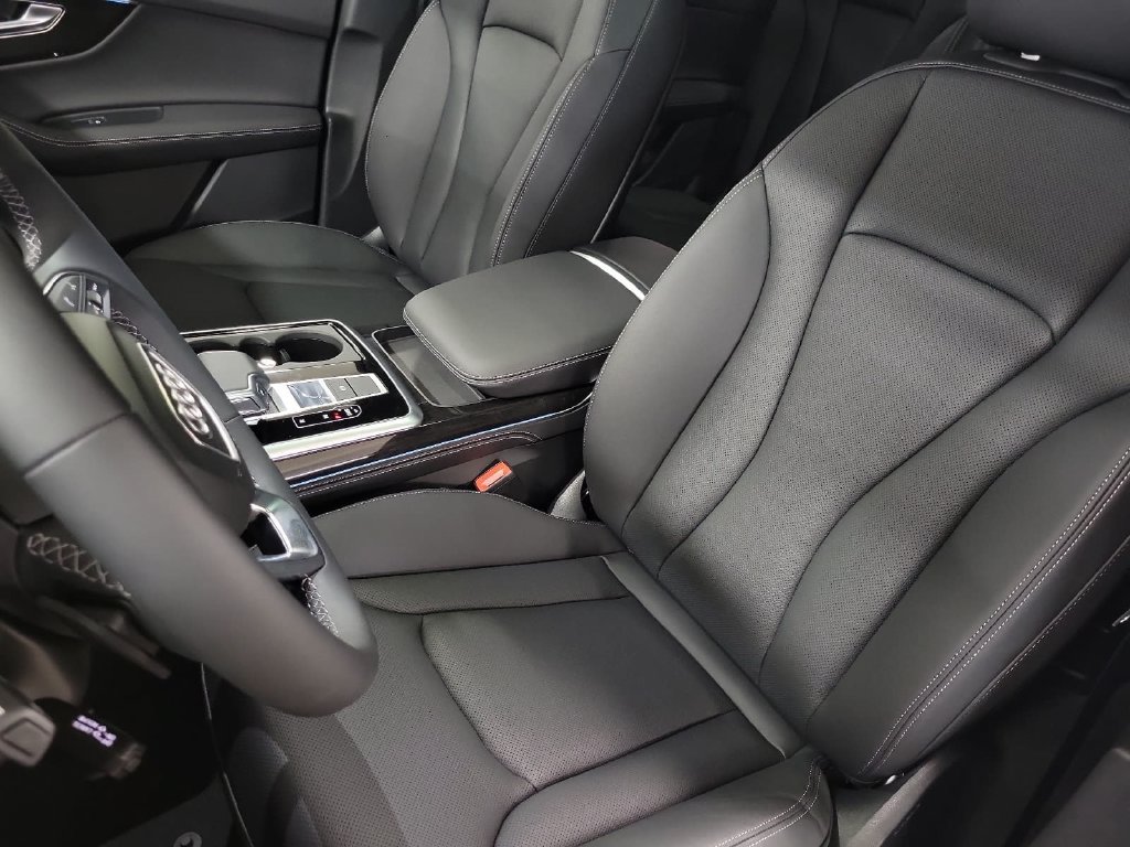New 2026 Audi Q7 2.0T Premium Plus AWD/4WD image 9