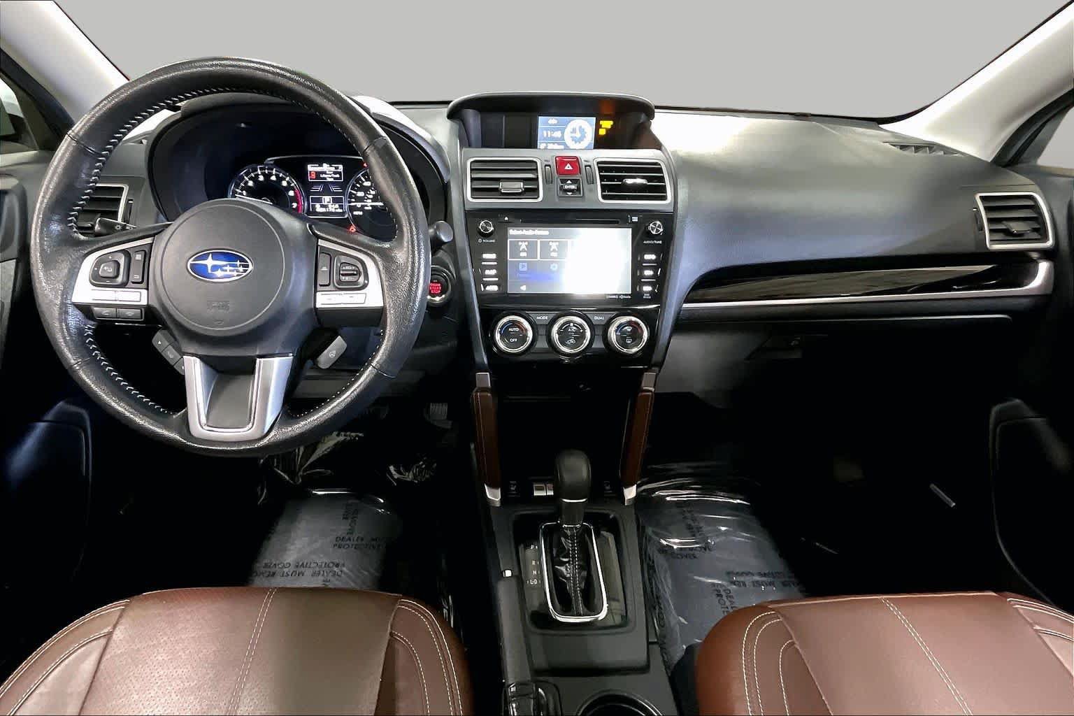 Used 2017 Subaru Forester 2.5i Touring AWD/4WD image 15
