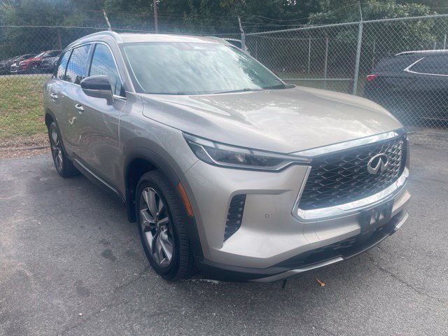 Used 2022 INFINITI QX60 Luxe w/ Cargo Package AWD/4WD image 3