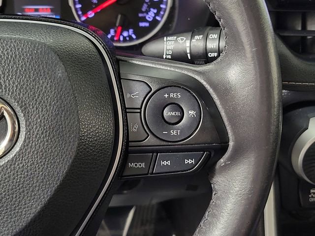 Used 2021 Toyota RAV4 XLE Premium FWD image 26