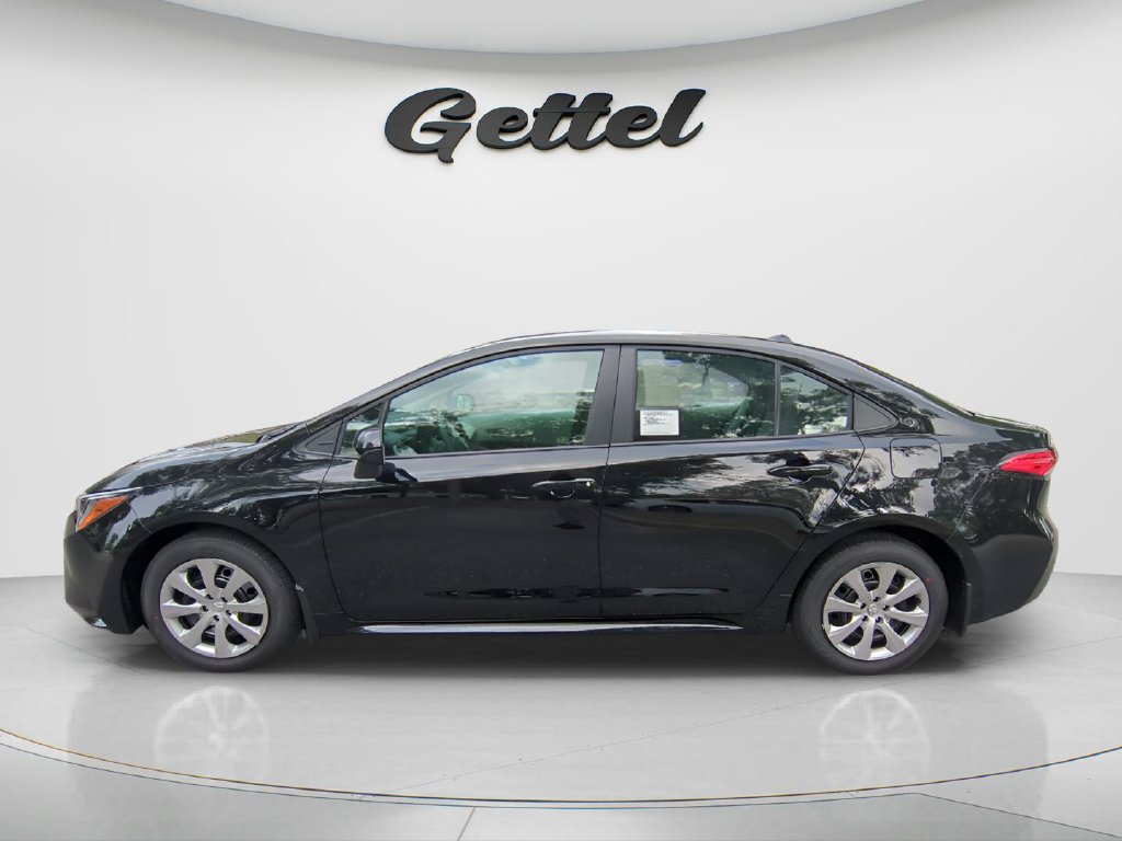 Certified 2026 Toyota Corolla LE FWD image 8