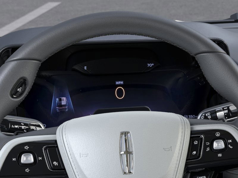 New 2025 Lincoln Aviator AWD image 13