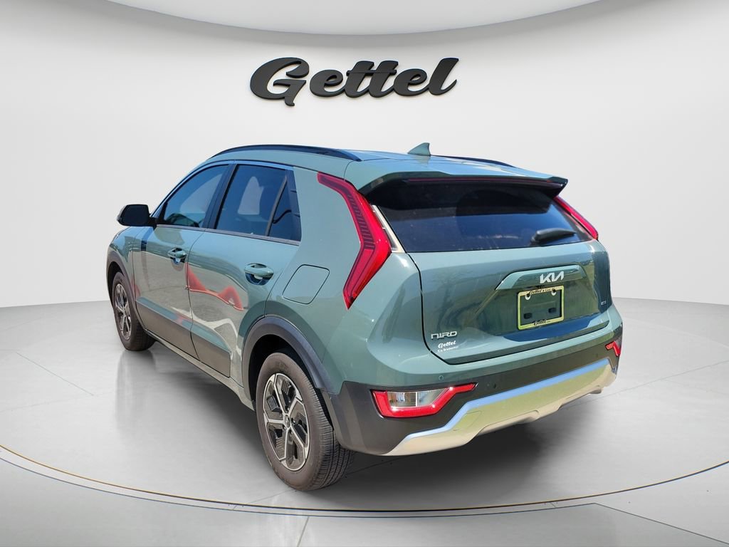 Used 2025 Kia Niro EX FWD image 15