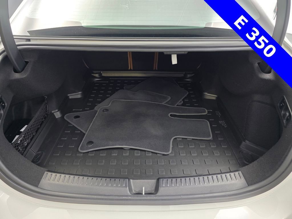 Used 2025 Mercedes-Benz E 350 Sedan image 16