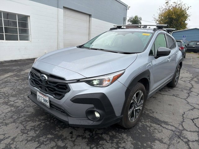 Used 2024 Subaru Crosstrek 2.0i Premium image 3