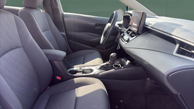 Used 2023 Toyota Corolla LE FWD image 29