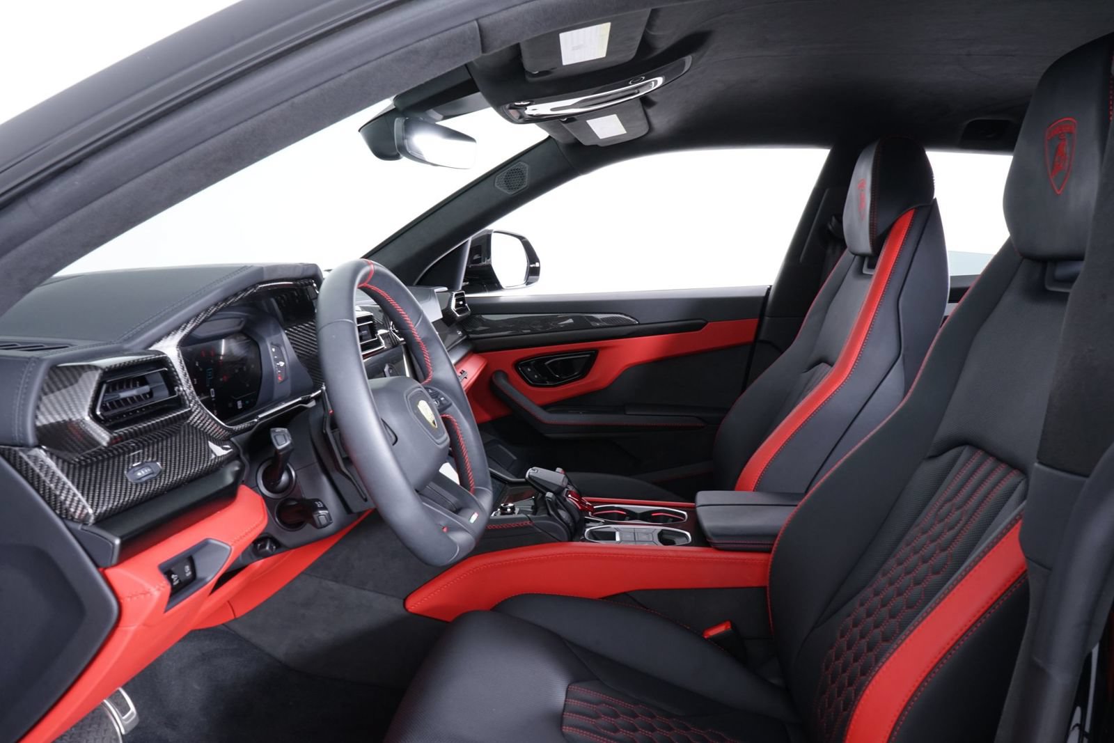Used 2025 Lamborghini Urus S AWD/4WD image 4