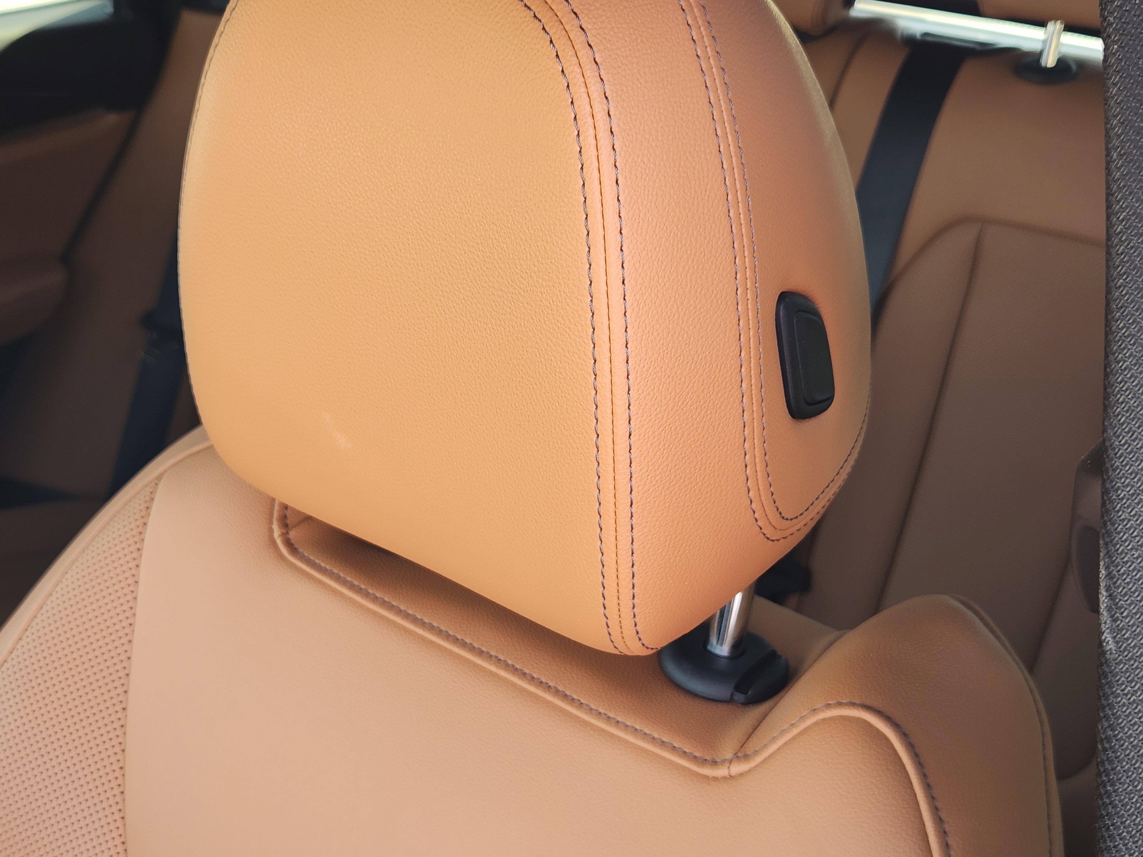 Used 2022 BMW X3 sDrive30i w/ Premium Package 2 (ZPA) image 18