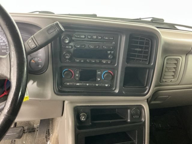 Used 2006 Chevrolet Silverado 2500 W/T w/ Skid Plate Package AWD/4WD image 16