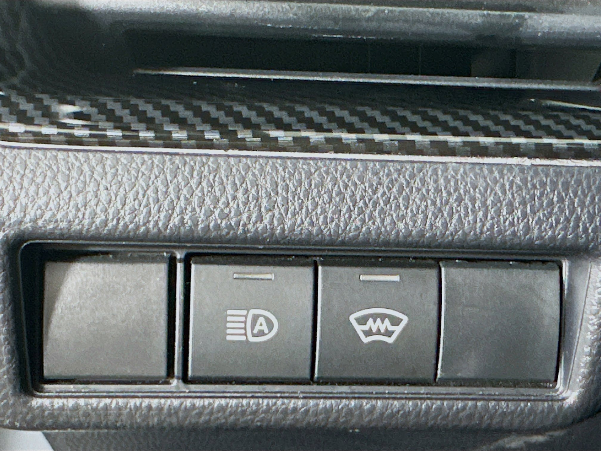 Used 2024 Toyota Prius LE image 17