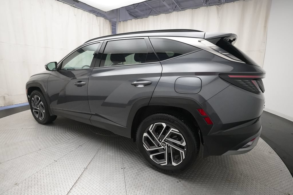 Used 2025 Hyundai Tucson Limited AWD/4WD image 34