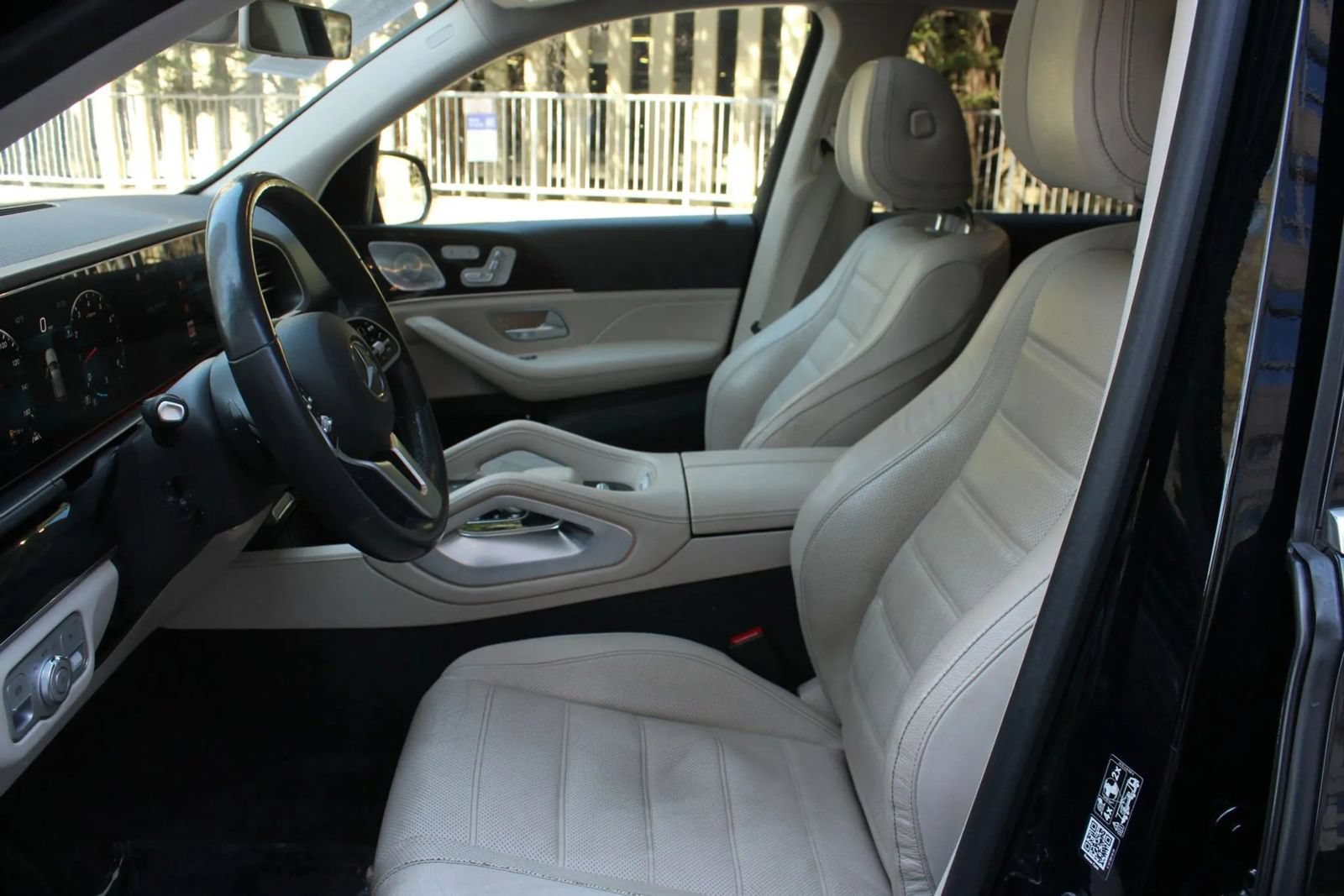 Used 2020 Mercedes-Benz GLE 350 4MATIC image 15