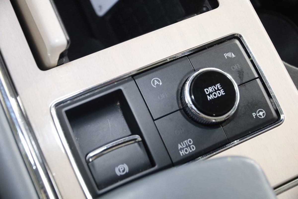 Used 2021 Lincoln Navigator L Black Label AWD/4WD image 32