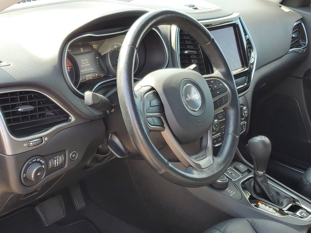 Used 2020 Jeep Cherokee Limited AWD/4WD image 7