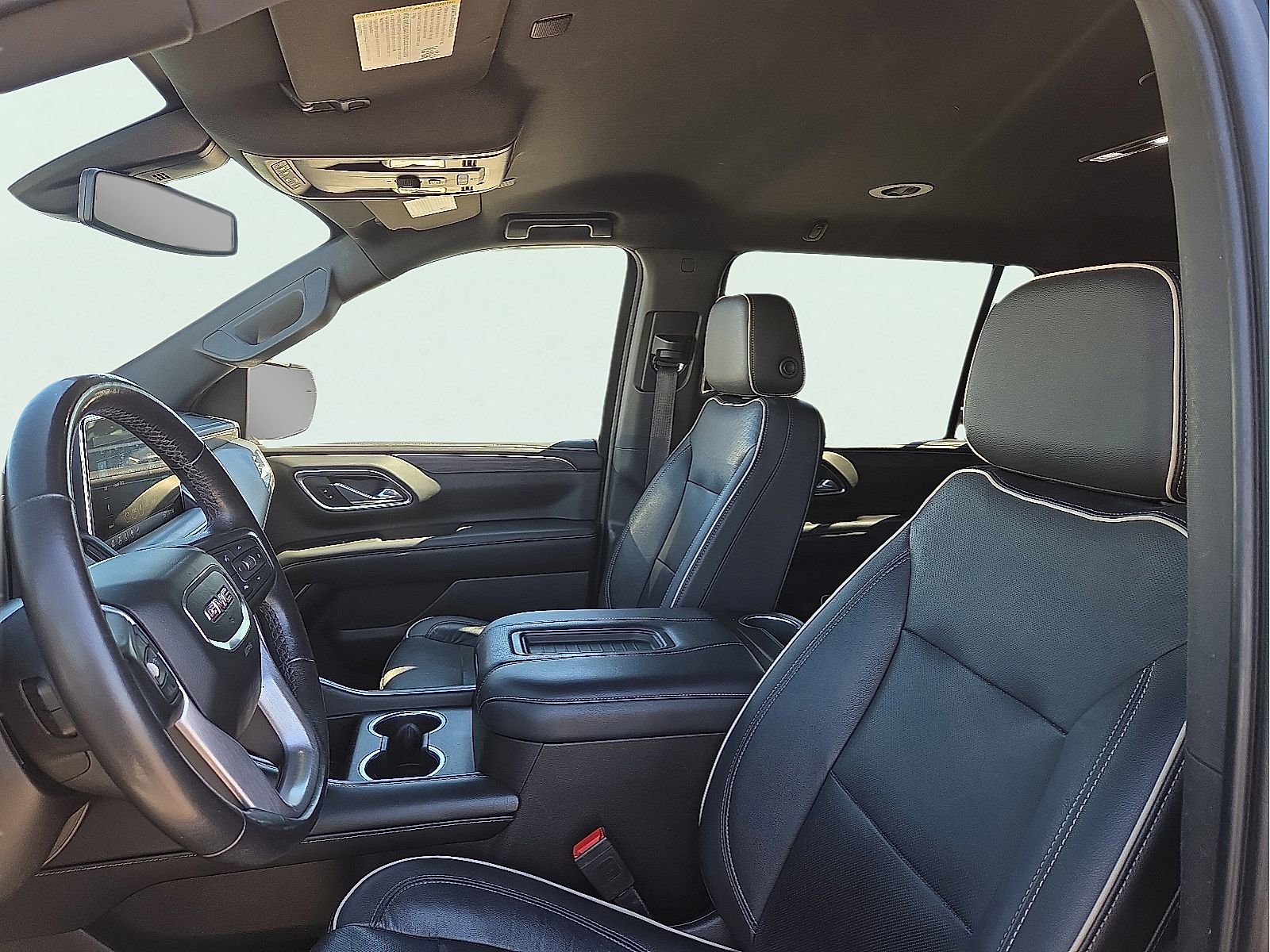 Used 2021 GMC Yukon XL SLT image 14