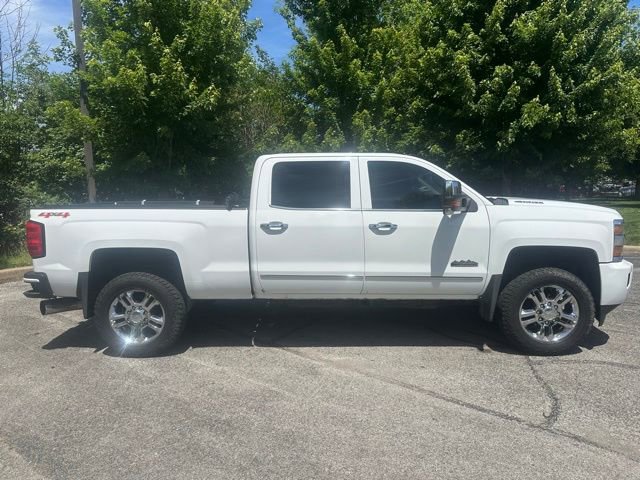Used 2015 Chevrolet Silverado 2500 LT w/ LT Fleet Convenience Package AWD/4WD image 2