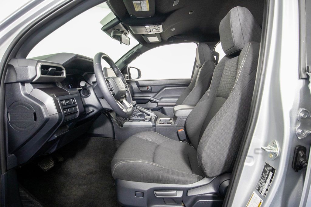 Used 2025 Toyota 4Runner SR5 image 9