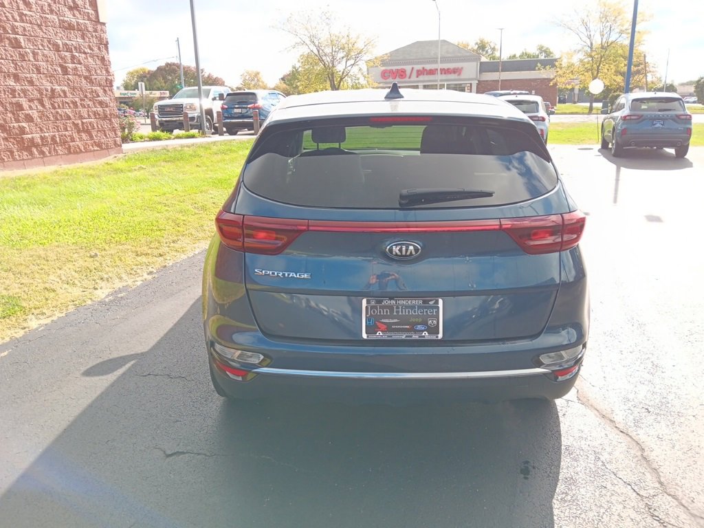 Used 2022 Kia Sportage LX image 4