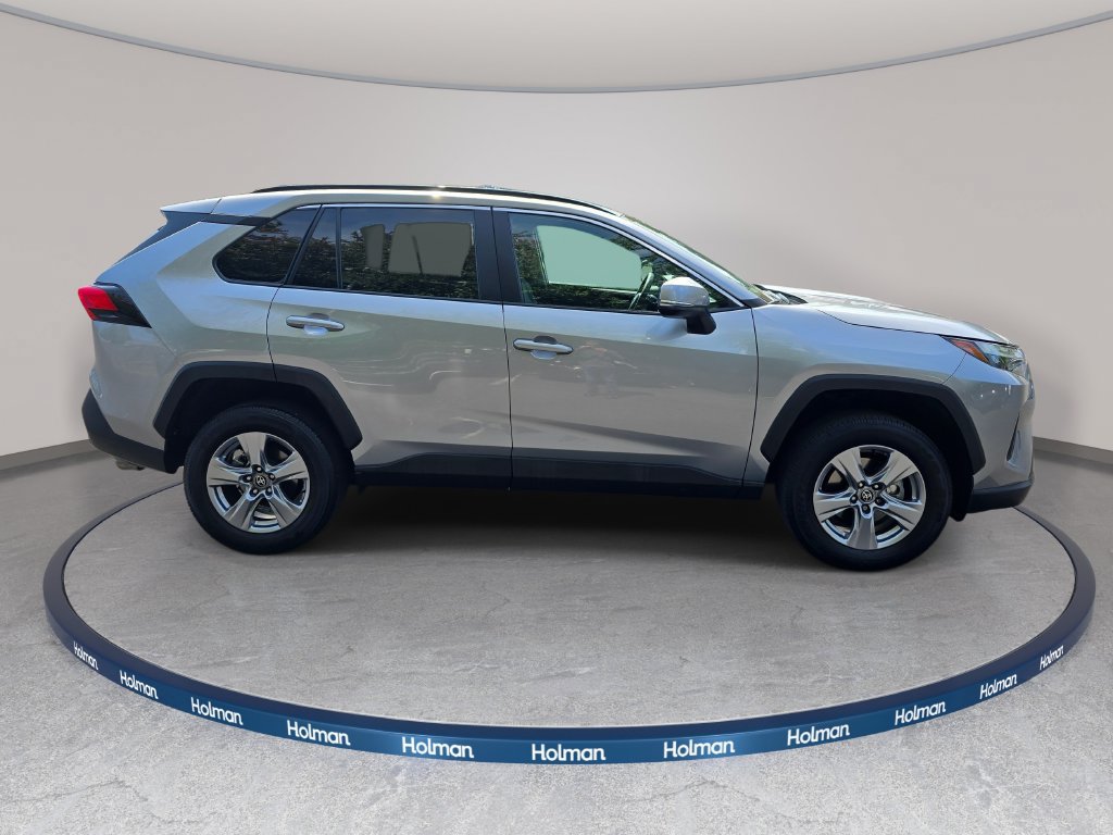 Used 2023 Toyota RAV4 XLE w/ Convenience Package AWD/4WD image 5