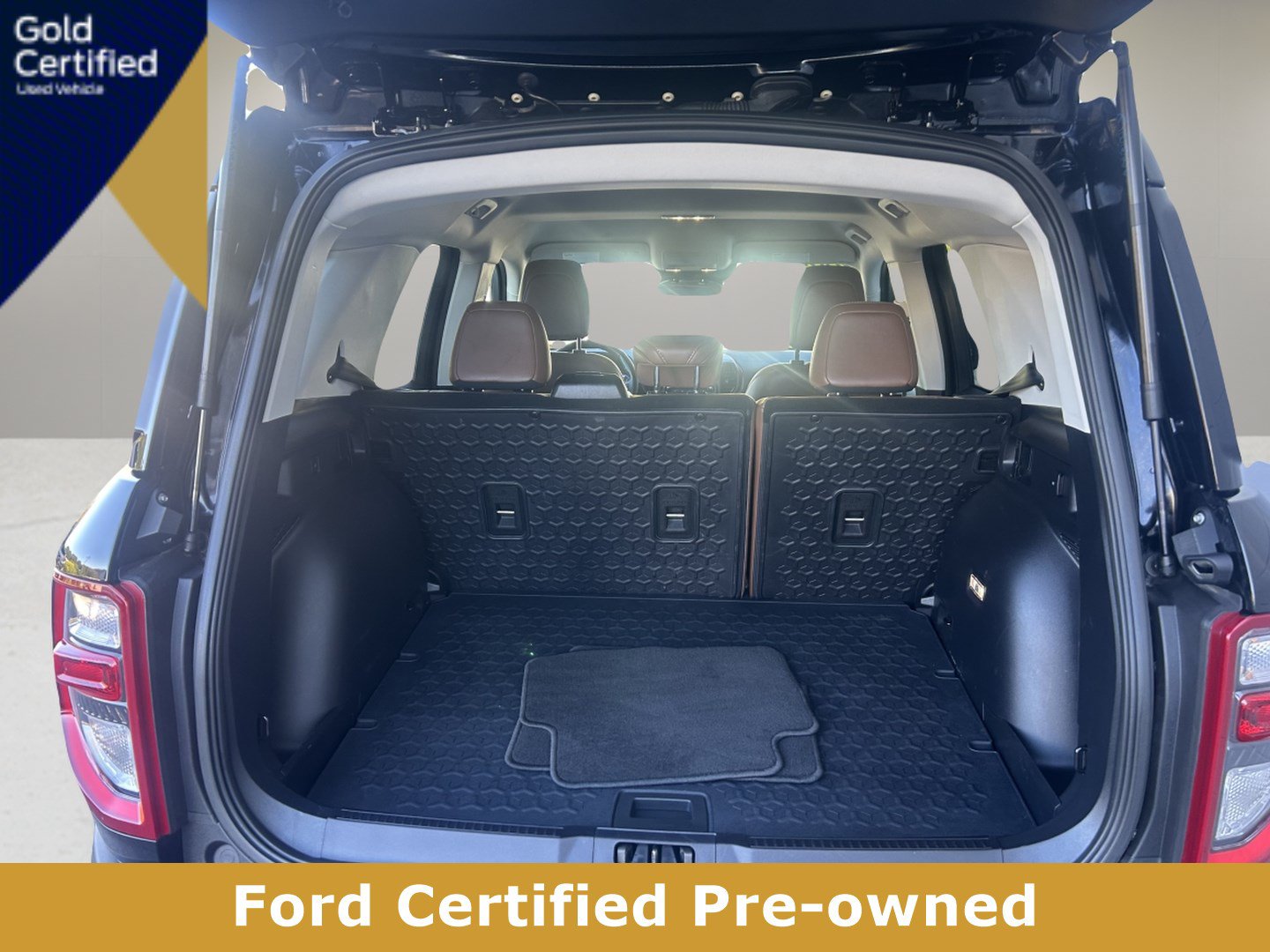 Used 2022 Ford Bronco Sport Outer Banks w/ Tech Package AWD/4WD image 7