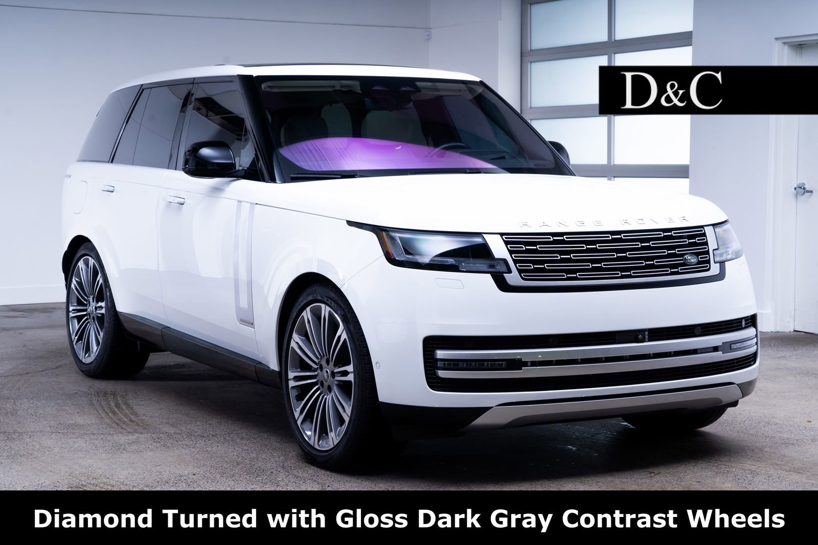 Used 2023 Land Rover Range Rover Autobiography AWD/4WD image 1