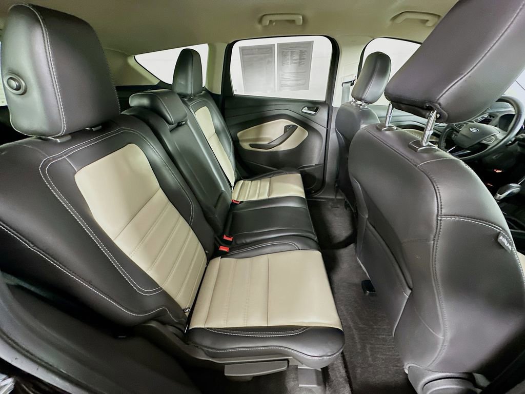 Used 2019 Ford Escape SEL image 34