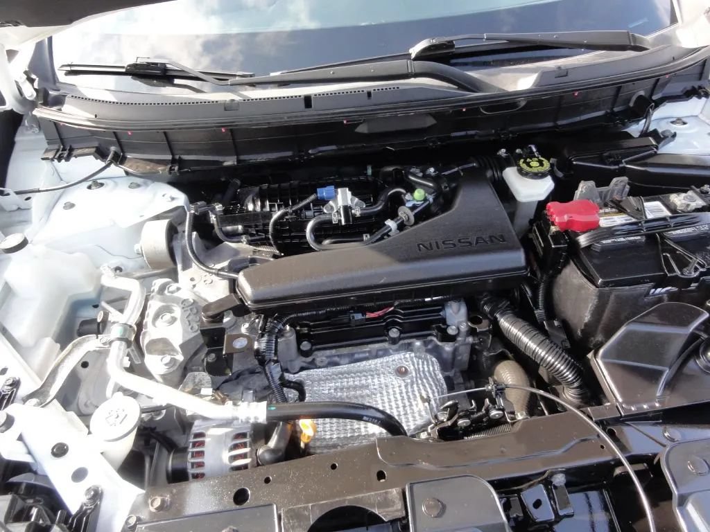 Used 2018 Nissan Rogue S AWD/4WD image 24