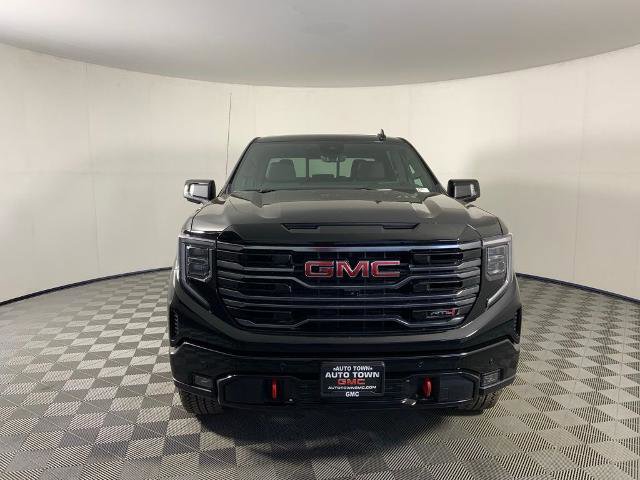 Used 2025 GMC Sierra 1500 AT4 w/ AT4 Premium Package AWD/4WD image 4