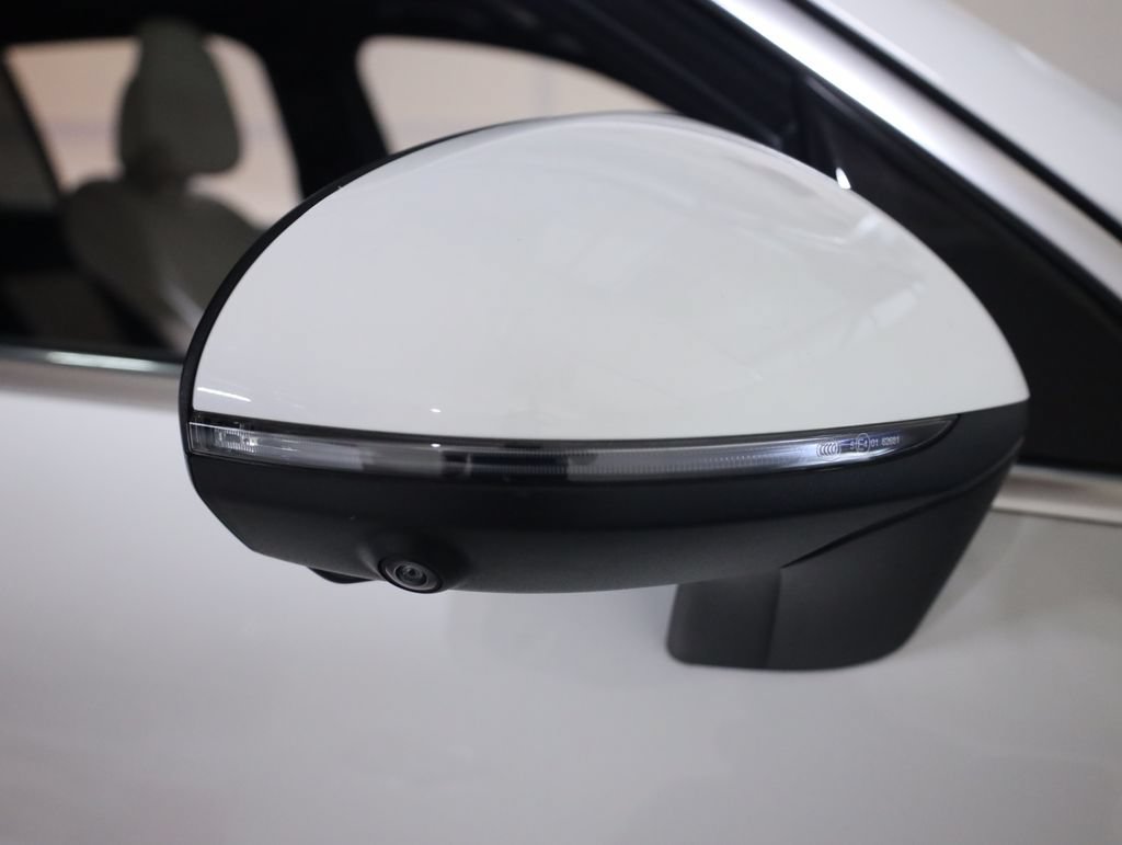 Certified 2024 Mercedes-Benz GLC 300 4MATIC image 64