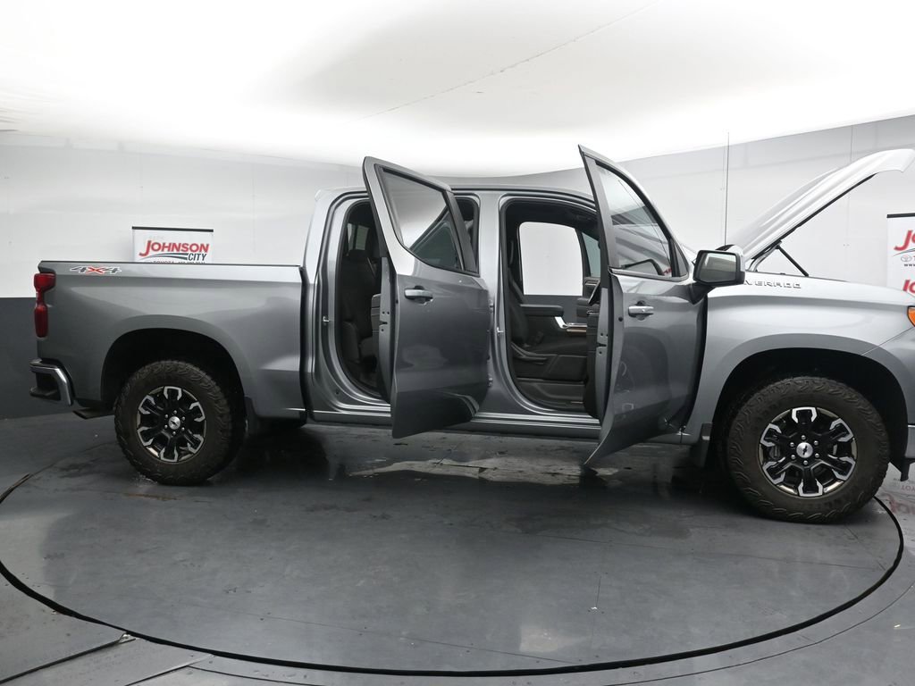 Used 2025 Chevrolet Silverado 1500 LT w/ Protection Package AWD/4WD image 41
