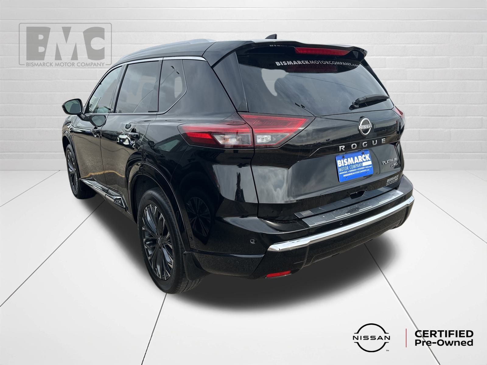 Used 2024 Nissan Rogue Platinum image 4