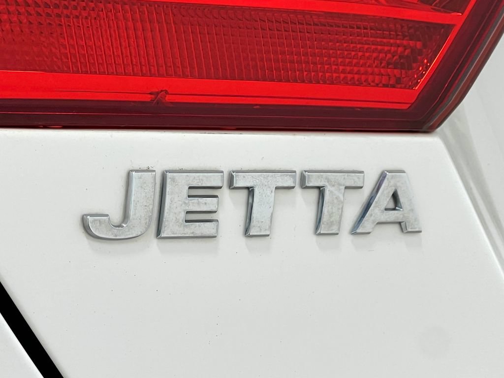 Used 2012 Volkswagen Jetta SE FWD image 38