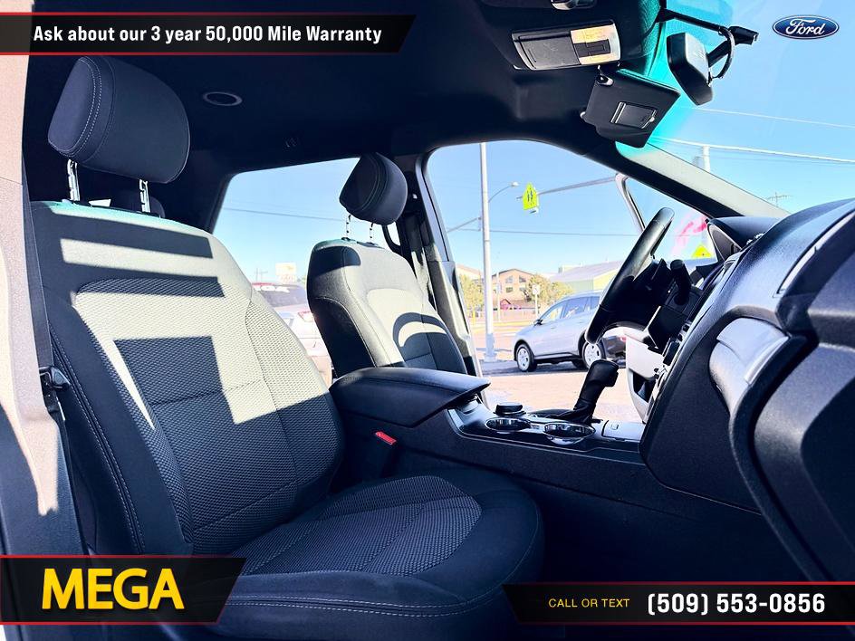 Used 2017 Ford Explorer XLT w/ Equipment Group 201A image 16