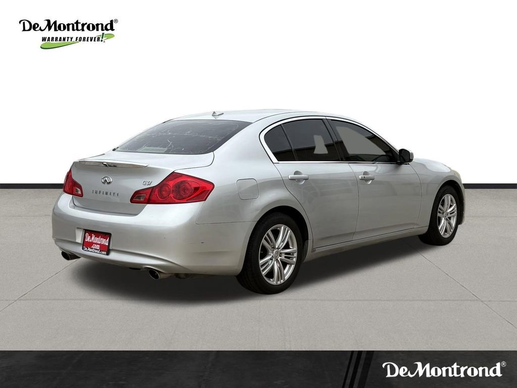 Used 2011 INFINITI G37 Journey RWD image 5