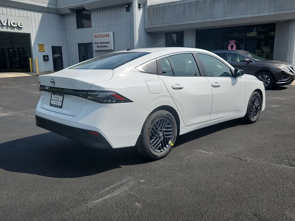New 2026 Nissan Sentra SV FWD image 4