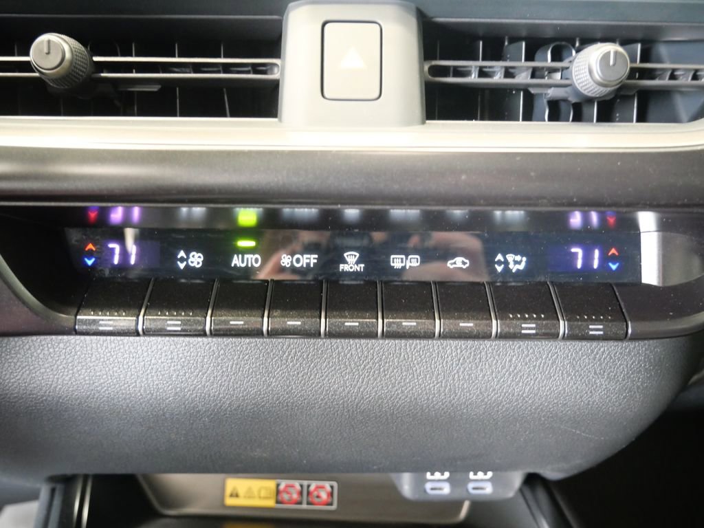 Certified 2025 Lexus UX 300h AWD w/ Accessory Package (Z1) image 20