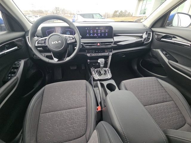 New 2026 Kia Seltos S image 25