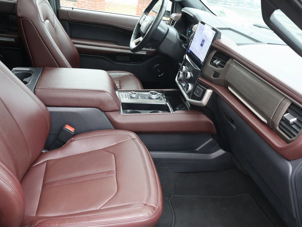 Used 2024 Ford Expedition Max Limited image 13