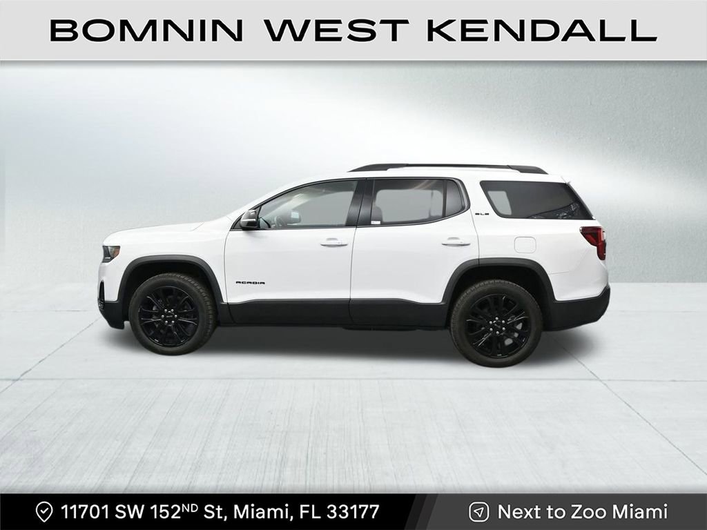 Used 2022 GMC Acadia SLE w/ Driver Convenience Package image 2