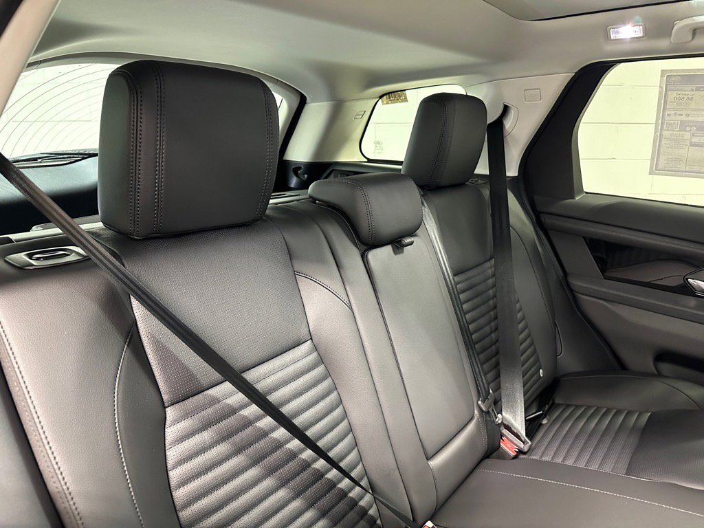 New 2025 Land Rover Discovery Sport S image 27