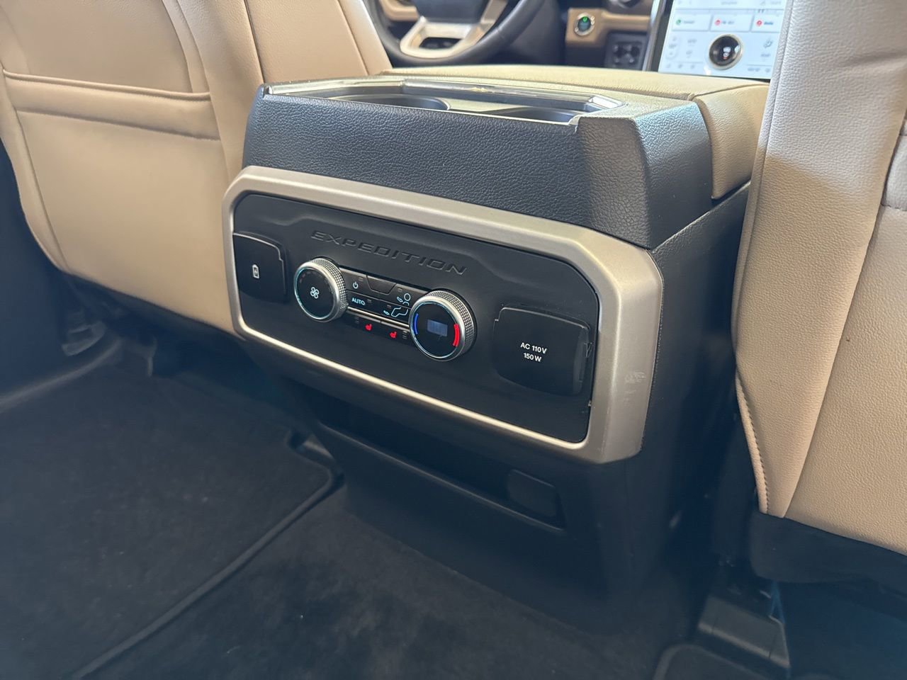 Used 2024 Ford Expedition Limited image 50