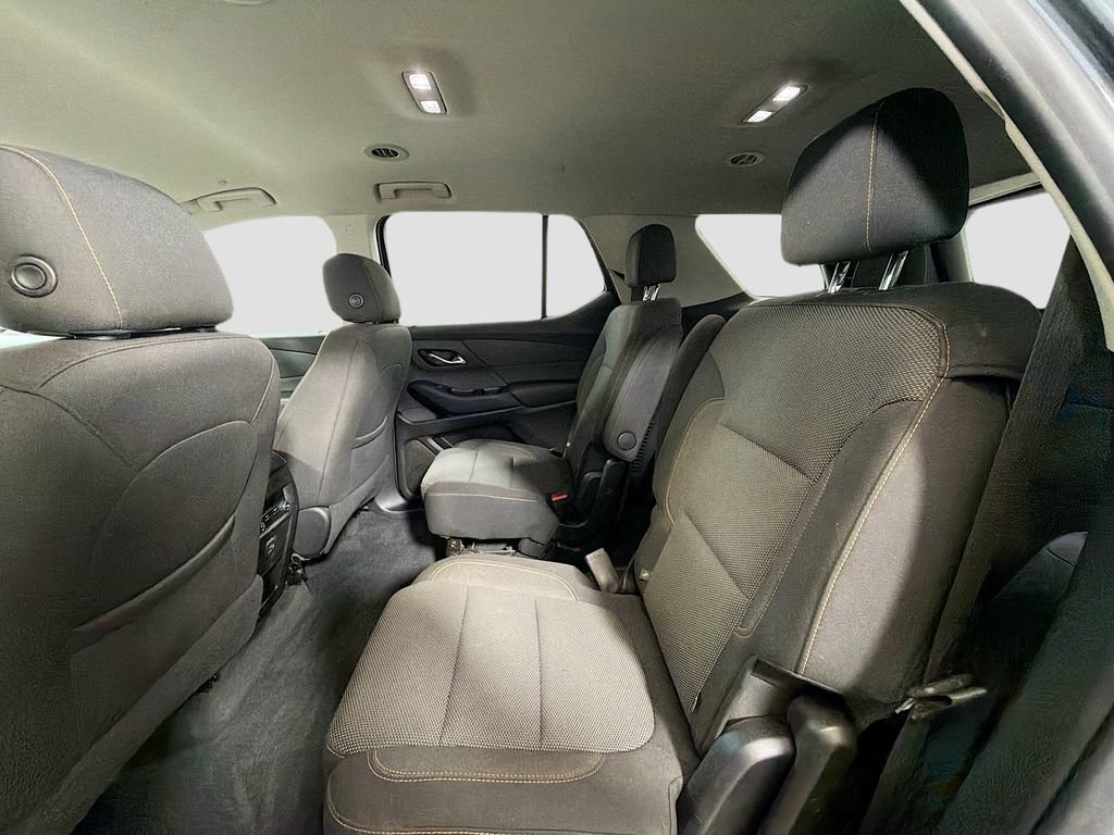 Used 2019 Chevrolet Traverse LT FWD image 25