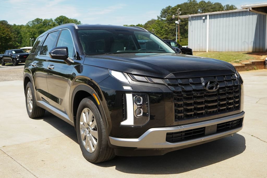 Used 2023 Hyundai Palisade SEL w/ Winter Package AWD/4WD image 36