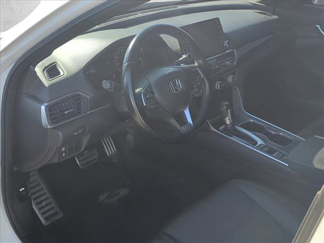 Used 2022 Honda Accord Sport image 11