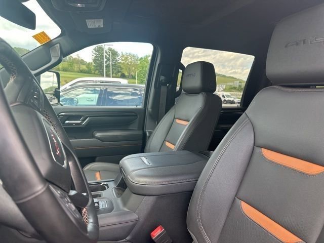 Used 2024 GMC Sierra 2500 AT4 w/ AT4 Preferred Package image 37
