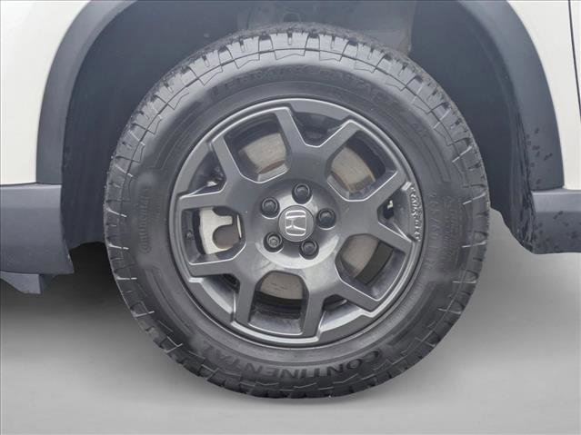 Used 2025 Honda Pilot TrailSport image 25